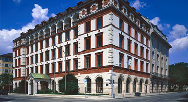 The building of Munich Chamber of Commerce from the outside