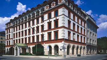 The building of Munich Chamber of Commerce from the outside